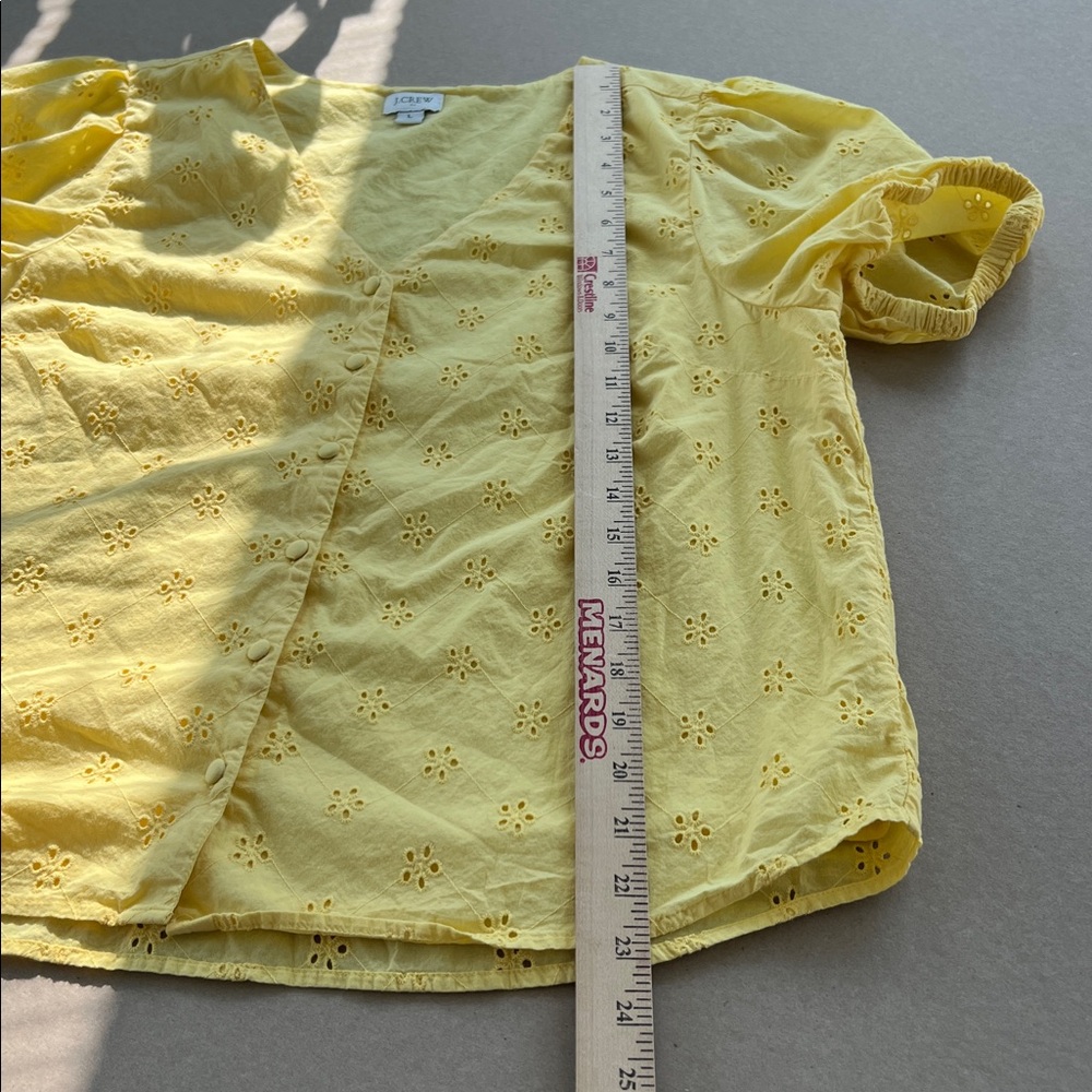 J. CREW yellow puff short sleeve eyelet button up cotton lined V-neck blouse L - Picture 9 of 10